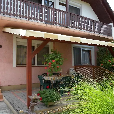 Nyaraló Holiday In 19442 Balatonkeresztúr